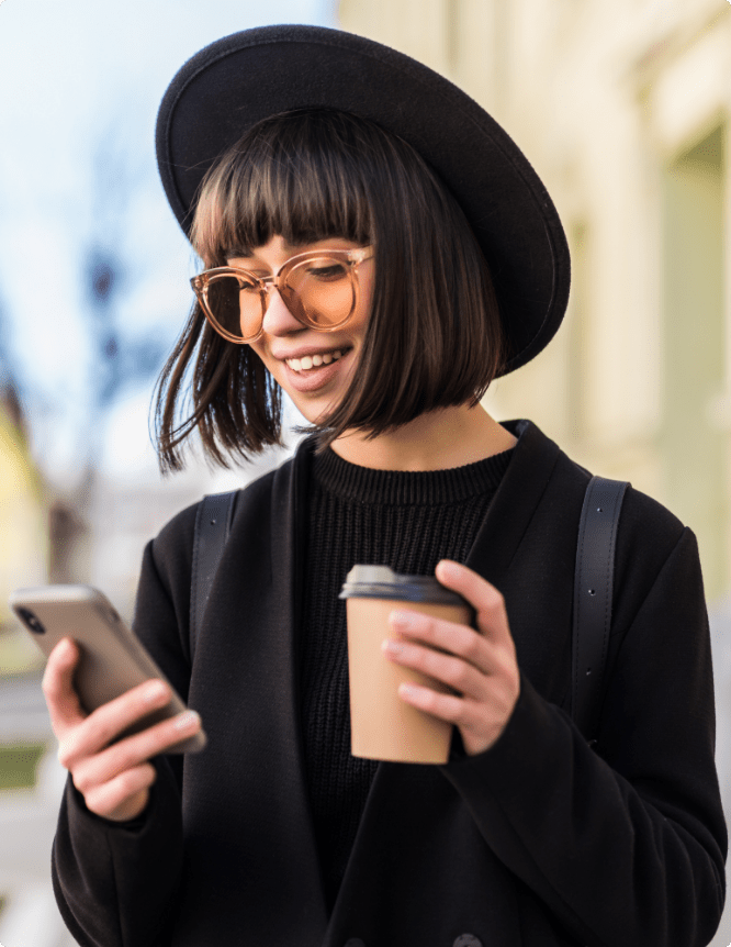  d060d6775111133653266ea54cf618797dd31f9c-kobieta-z-telefonem 